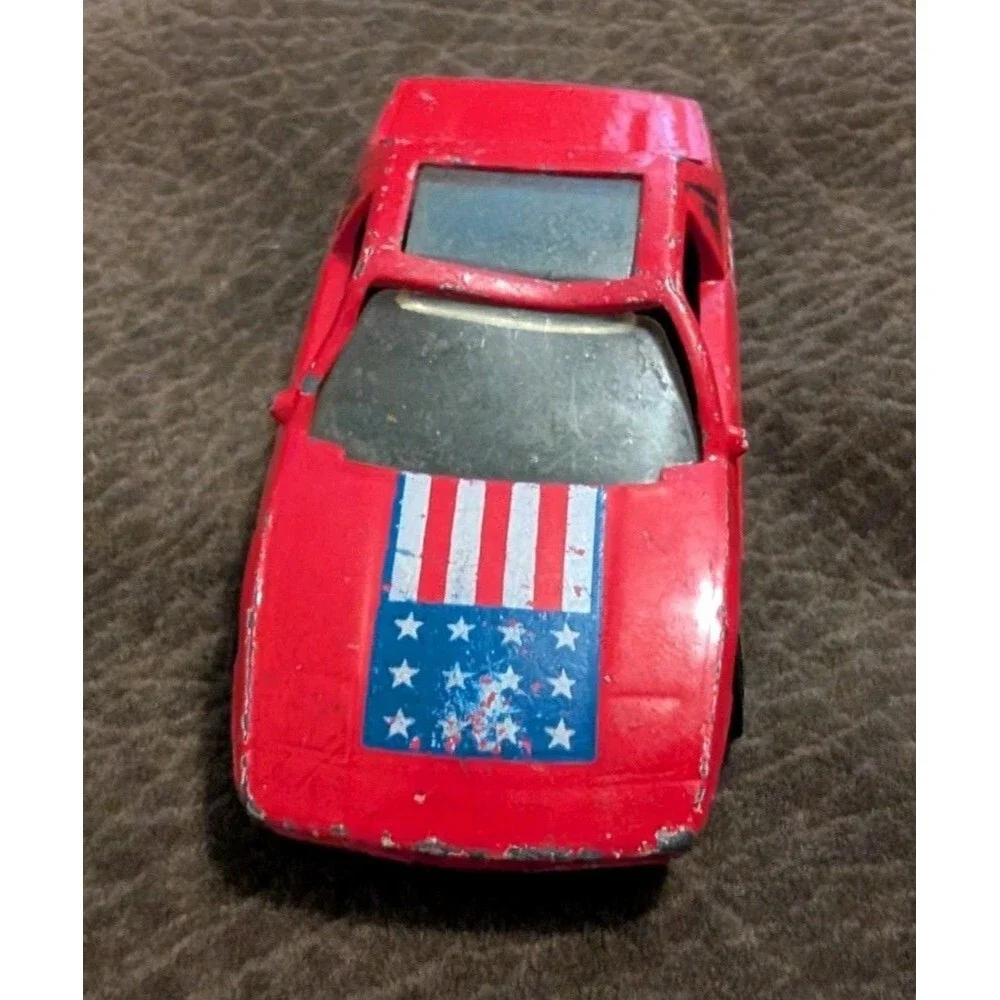 VTG Hot Wheels The Hot Ones 1984 Pontiac Fiero 2M4 Race Car 1458 Malaysia 1/64